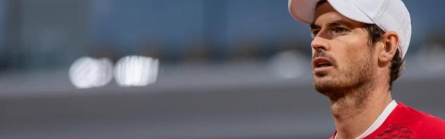 足球赛事-时隔三个月穆雷重返单打赛场 身体状况仍有隐忧