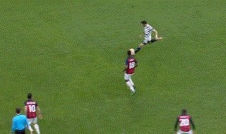 国际足联-【欧联杯】博格巴替补破门 曼联客场力擒AC米兰晋级