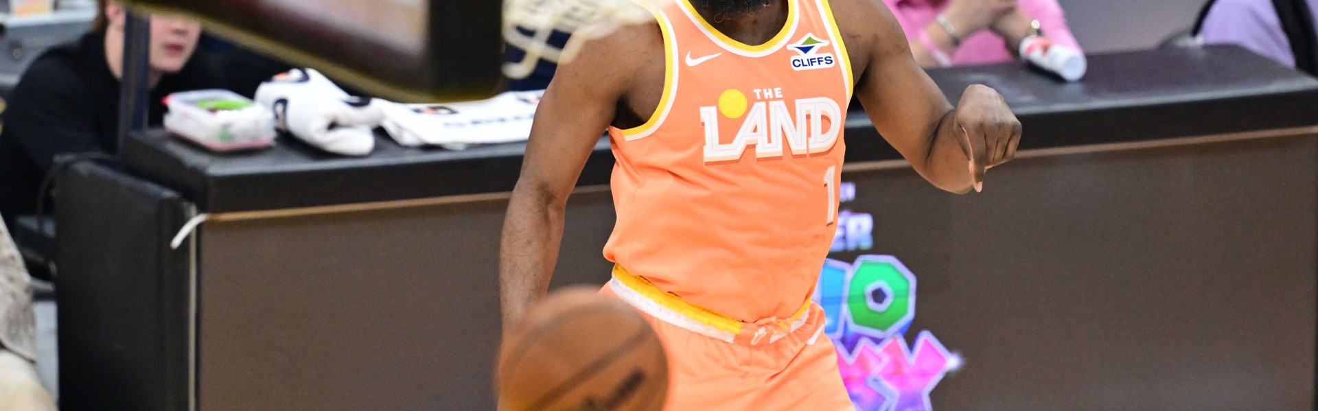 哈登说自己运气不好？路威：今年他没任何借口了 一切都对他有利